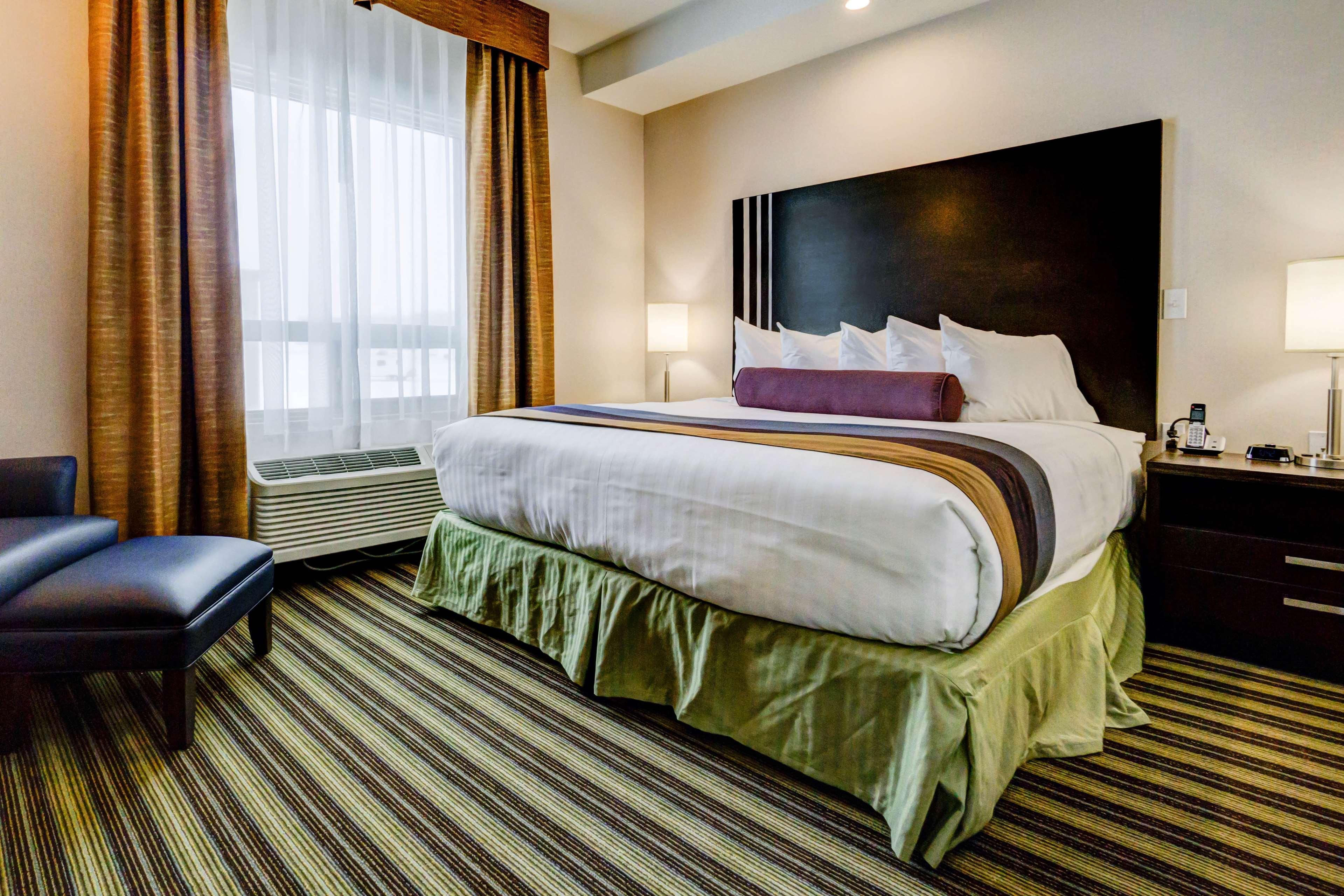 เบสต์ เวสเทิร์น พลัส เดรย์ตัน แวลเลย์ ออลสวีท Hotel Drayton Valley ภายนอก รูปภาพ