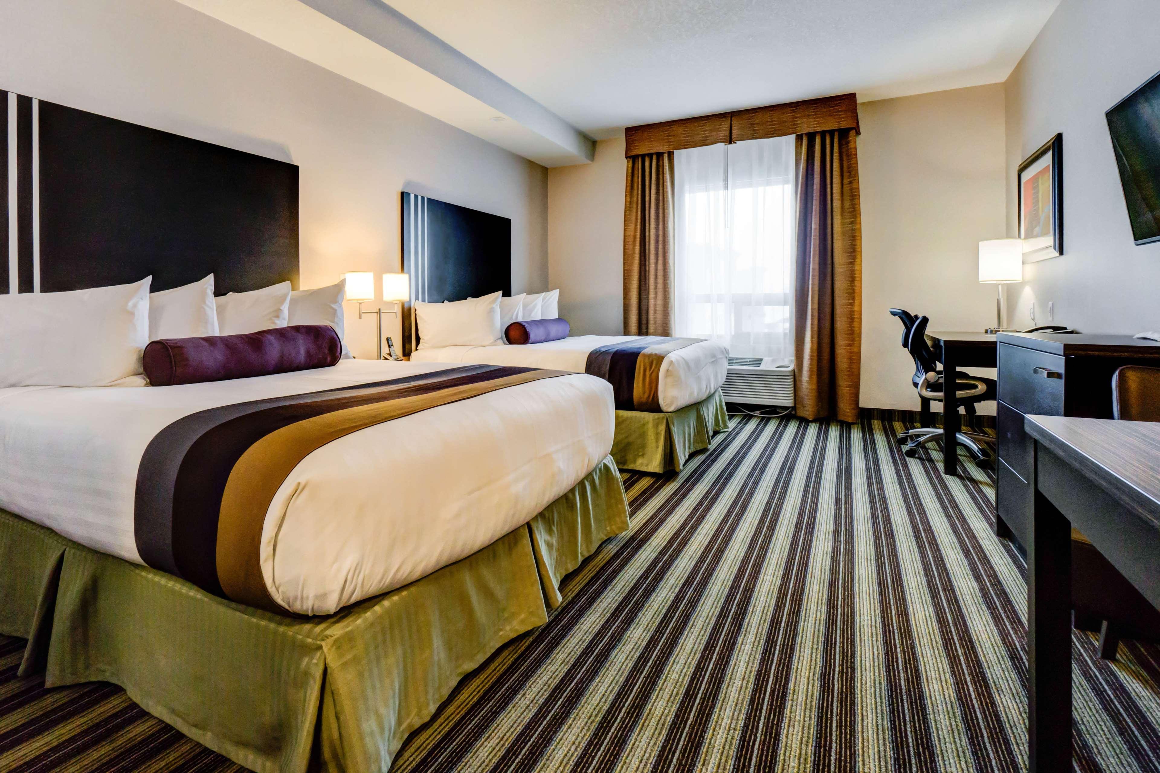 เบสต์ เวสเทิร์น พลัส เดรย์ตัน แวลเลย์ ออลสวีท Hotel Drayton Valley ภายนอก รูปภาพ